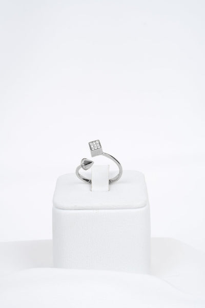 Nhẫn trắng kiểu Bảo Tín K&K Vàng kiểu Ý 750 đính Kim cương